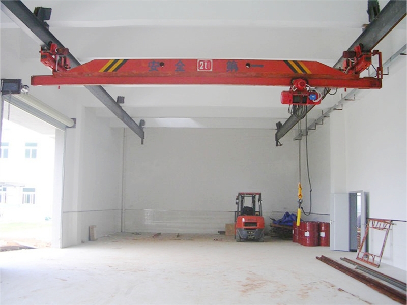 hanging overhead crane