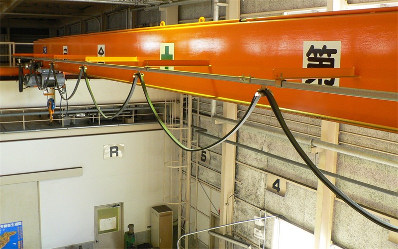 overhead eot crane