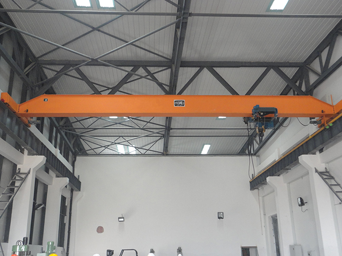 low headroom overhead crane